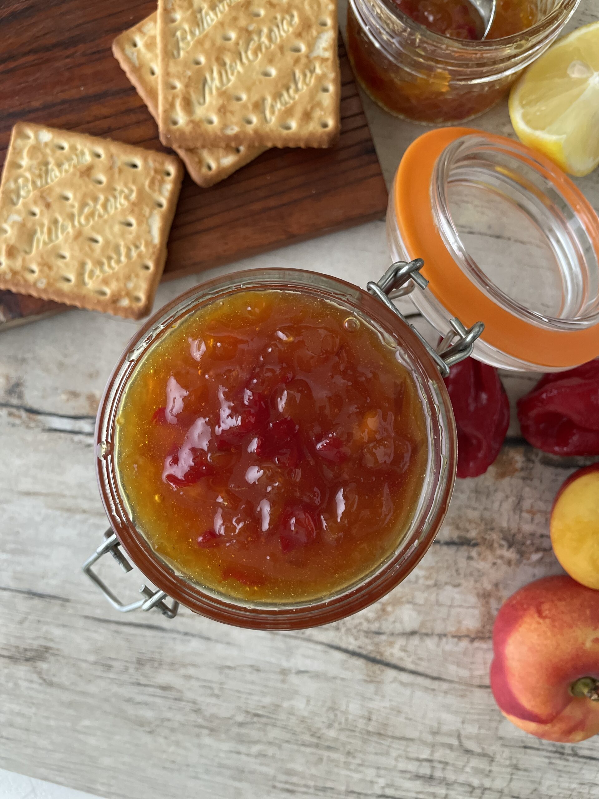 Sweet & Spicy Habanero Peach Jam: Delicious Pairings & Uses